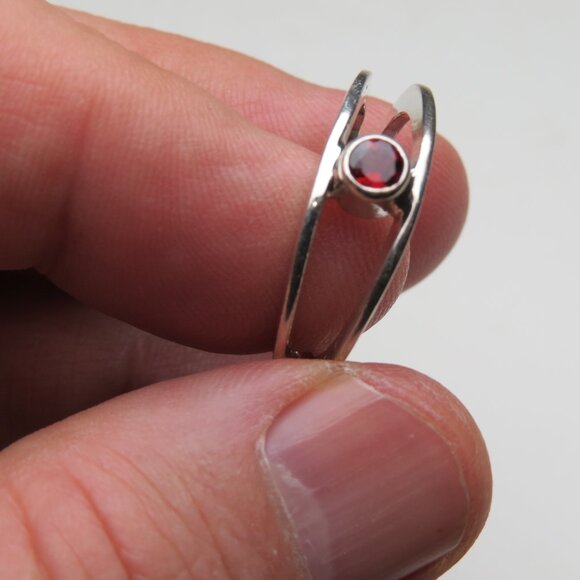 *925 Sterling Silver Genuine Garnet Toe Ring & Finger Ring - Picture 2 of 5